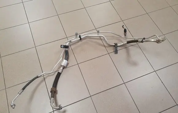 Citroen C4 Cactus Air conditioning (A/C) pipe/hose 9810099880