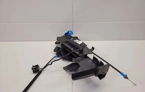 Ford C-MAX II Rear door lock AM51-U219A64-EM