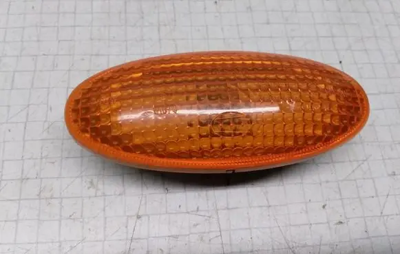 Nissan Almera Tino Front fender indicator light 23676210