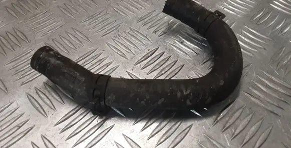 Volkswagen Touareg I Engine coolant pipe/hose 7L6121083