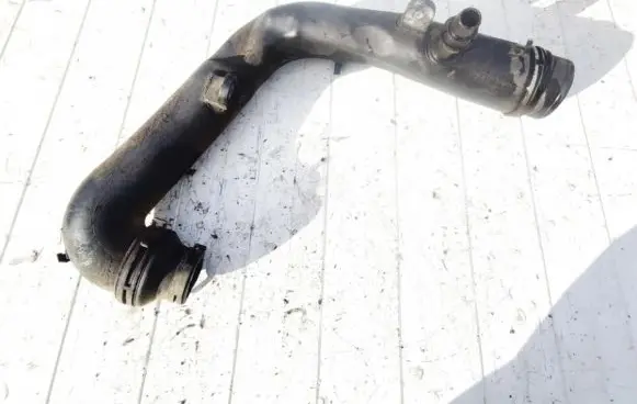 Skoda Octavia Mk2 (1Z) Intercooler hose/pipe 1K0129654AD 44615660