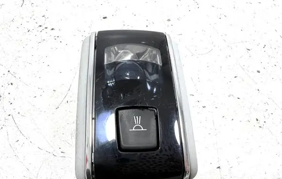 Peugeot 508 Rear seat light 9670880177 8956440 EMVR3864X