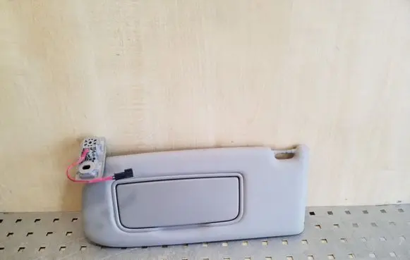 Volvo V50 Sun visor