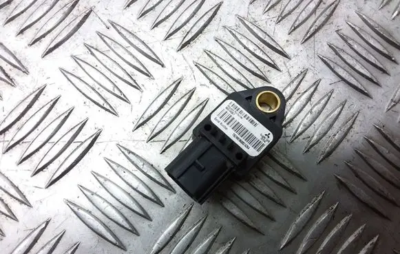 Mitsubishi Outlander Airbag deployment crash/impact sensor 8651A001