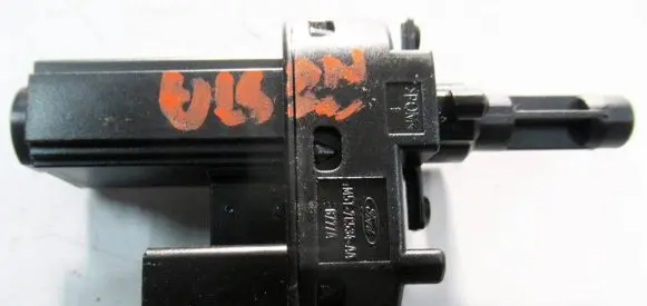 Ford Fiesta Brake pedal sensor switch 1M5T-7C534-AA