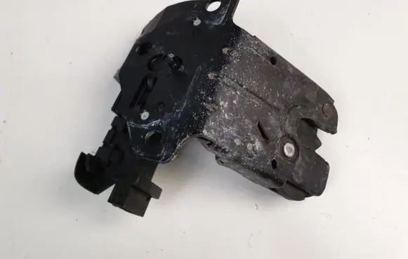Audi A6 S6 C6 4F Tailgate/trunk/boot lock/catch/latch