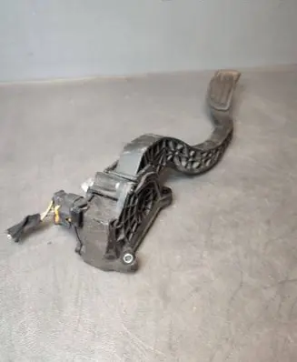 Peugeot 308 Accelerator throttle pedal 86ET38