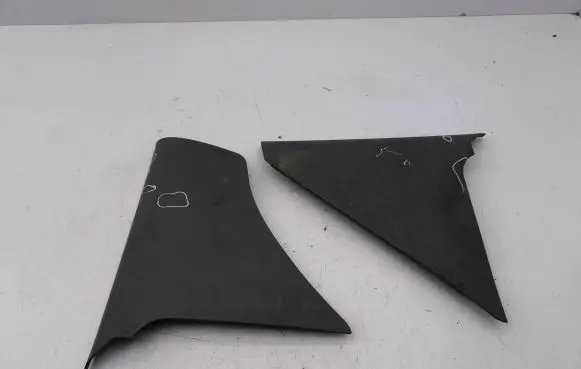 Mercedes-Benz Vito Viano W639 Foot area side trim A6396929900 A6396929800