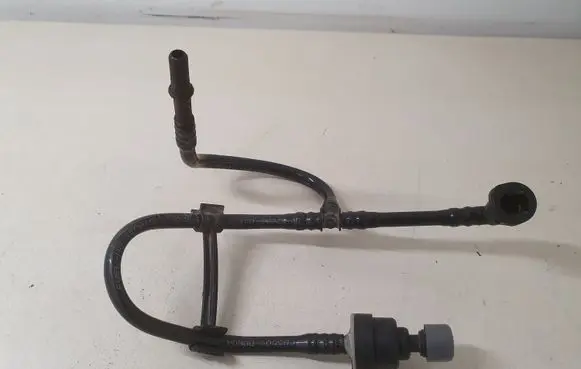 Ford Focus C-MAX Fuel line pipe 3M519B324AG