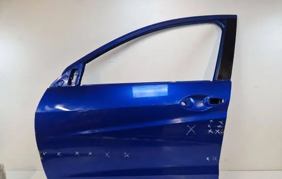 Honda HR-V Front door