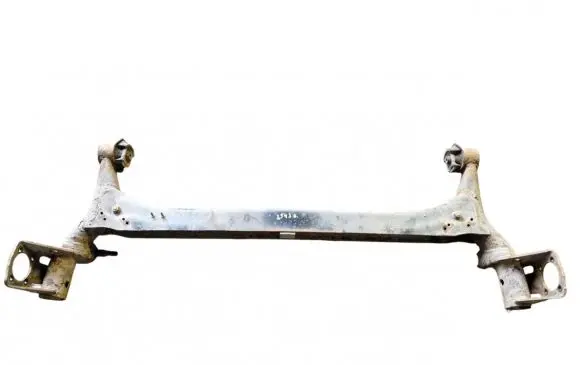 Toyota Prius (NHW20) Rear axle beam 