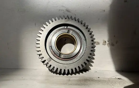 Mercedes-Benz Sprinter W906 Crankshaft gear 6510702601