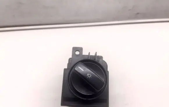 Mercedes-Benz A W169 Light switch 1695453004 32221501 0734869