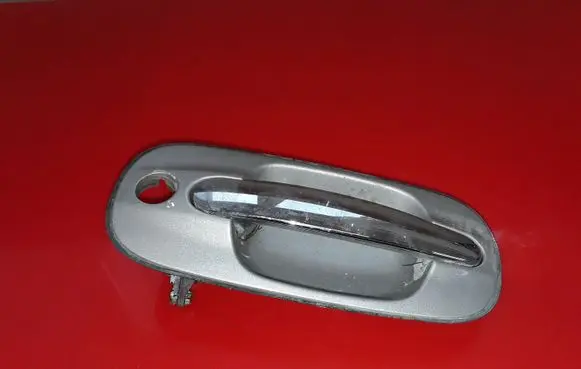 Hyundai Trajet Front door exterior handle 826503A01