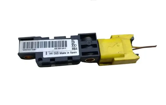 Volkswagen Phaeton Airbag deployment crash/impact sensor 4B0959643E