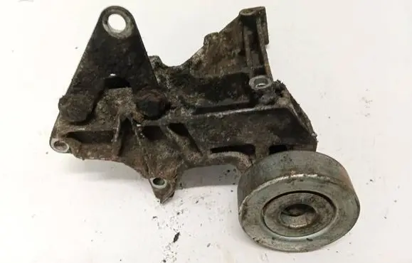 BMW 5 E39 Engine mounting bracket 11162245747