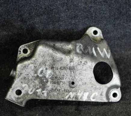 BMW 5 F10 F11 Engine mounting bracket 6781241