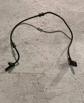 Mercedes-Benz E W212 ABS rear brake sensor A2125402117