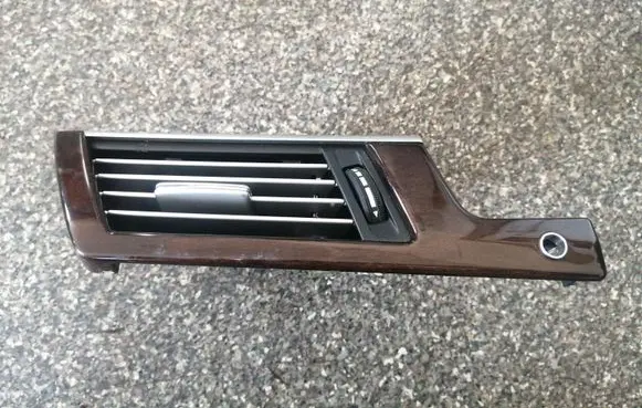 Mercedes-Benz E W212 Dashboard side air vent grill/cover trim A2128300154