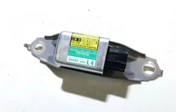 Toyota Prius (XW20) Airbag deployment crash/impact sensor 8983447020 89834-47020