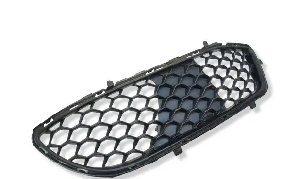 Alfa Romeo Giulia Front bumper lower grill 156119501