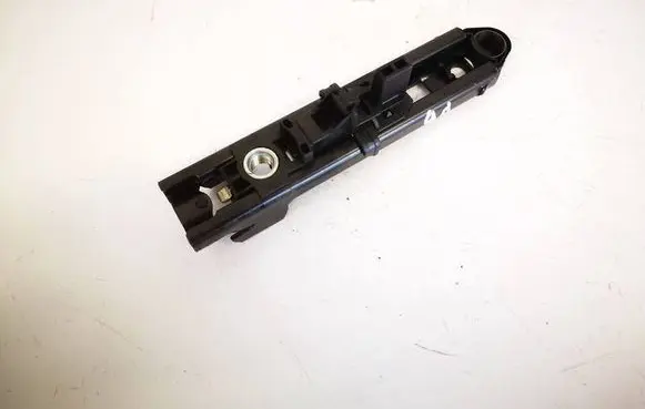 Volkswagen Cross Polo Seat belt adjustment rail 3c8857819
