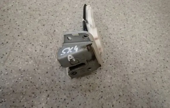 Suzuki SX4 Tailgate/trunk/boot lock/catch/latch 