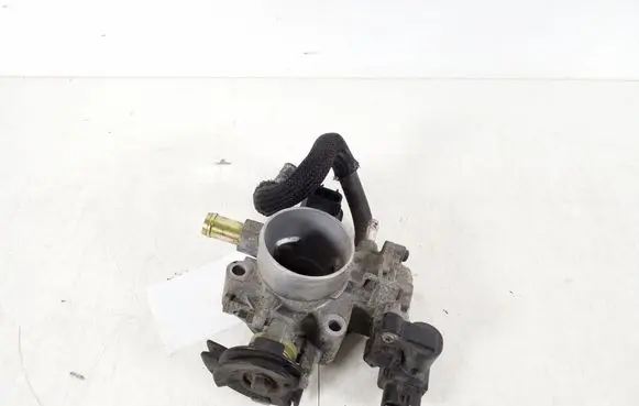 Toyota Corolla E120 E130 Throttle valve 22210-22150