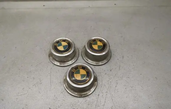 BMW 3 E30 Original wheel cap