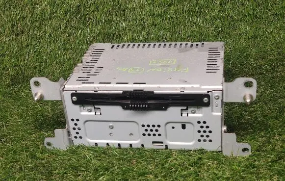 Ford Fusion II Radio/CD/DVD/GPS head unit DS7T19C107BK