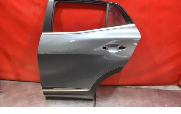 KIA Sportage Rear door 