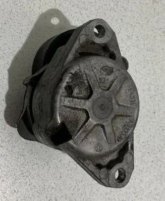Mercedes-Benz ML W164 Alternator belt tensioner A2722000270