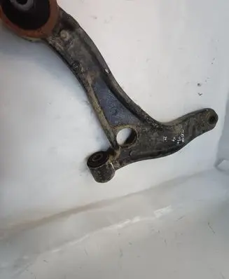 Front lower control arm/wishbone