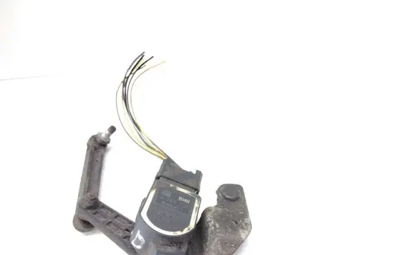 BMW 5 E60 E61 Headlight/headlamp level sensor 6763737