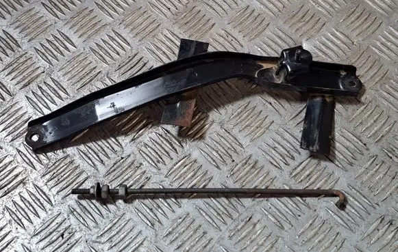 Toyota Avensis T250 Battery bracket 7440420600 7445102012