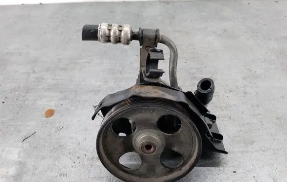 Citroen Nemo Power steering pump 9637058480