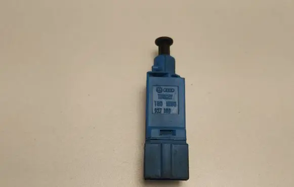 Seat Alhambra (Mk1) Brake pedal sensor switch 927189