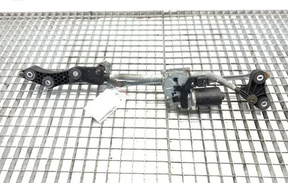 BMW 5 E60 E61 Front wiper linkage and motor 6987475