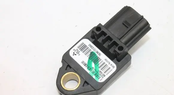 Mitsubishi Outlander Airbag deployment crash/impact sensor 8651A001