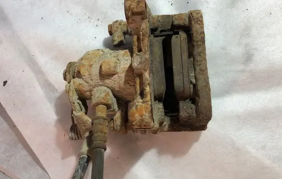 Ford Mondeo MK IV Rear brake caliper