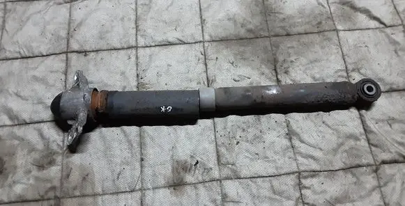 Skoda Octavia Mk2 (1Z) Rear shock absorber/damper