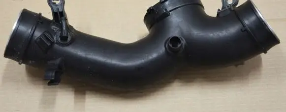 Audi A8 S8 D4 4H Intake resonator 4H0129711C