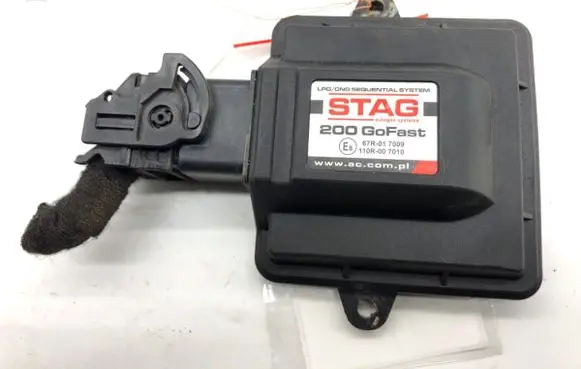 Skoda Fabia Mk1 (6Y) LP gas control unit module 67R-017009