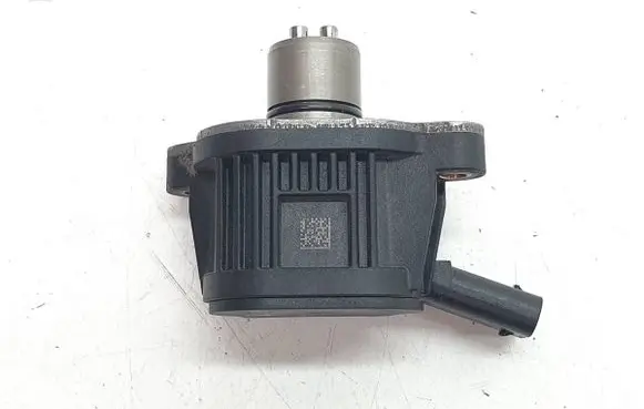 Skoda Octavia Mk4 Other under body part 04E906048A