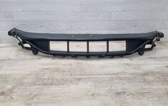 Mercedes-Benz E AMG W213 Front bumper lower grill A2138857304