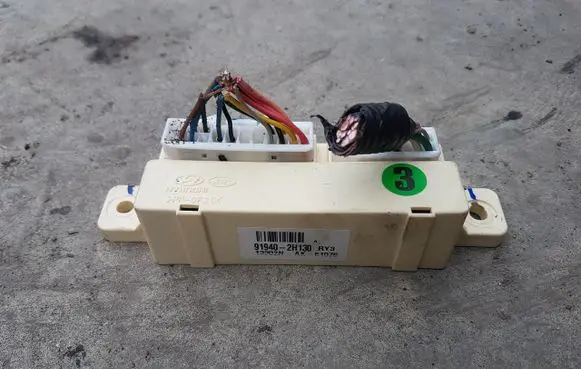 Hyundai i40 Door central lock control unit/module 91940-2H130