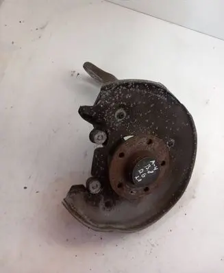Rear wheel hub
