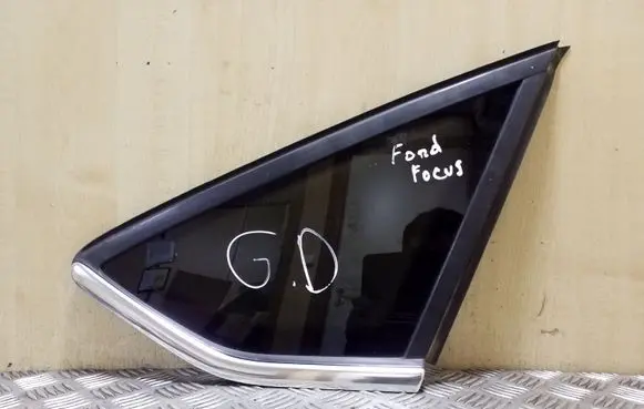 Rear side window