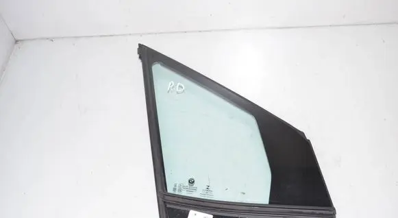 BMW 2 Active Tourer U06 Front door vent window glass four-door 8496284 51378496284