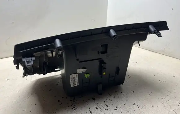 Volvo V50 Glove box 8626141 3865